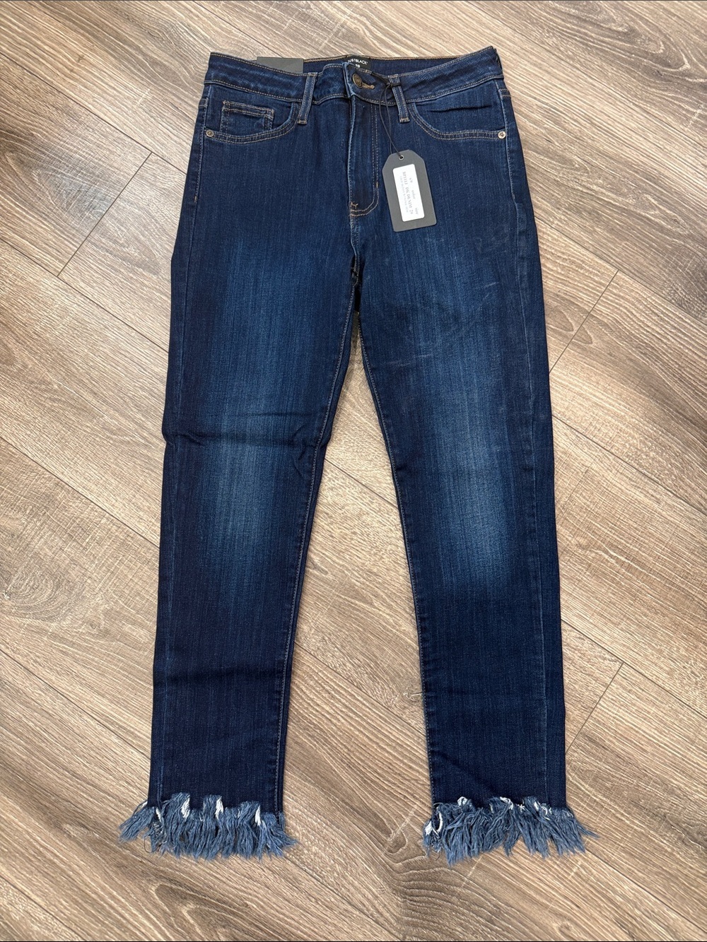 Just Black Dark Indigo Frayed Ankle Jeans size 29